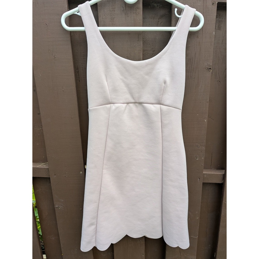 ASOS Light Pink Neoprene Dress Size 2 Scalloped Edge‎ Sleeveless EUC